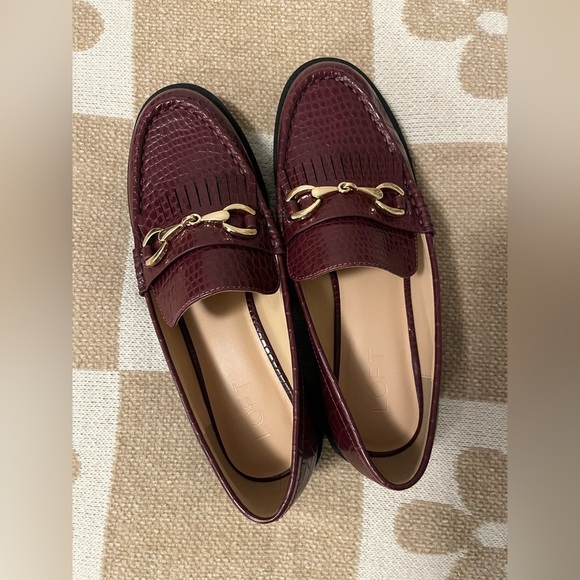 LOFT Embossed Lug Sole Loafers - Picture 5 of 9